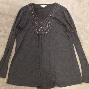 Gray maternity top